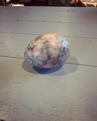 Ägg i sten rosa/grå/vit