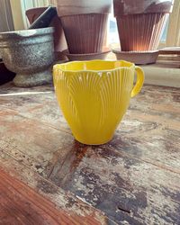 Mugg blomblad gul