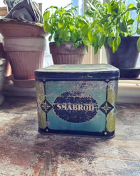 Plåtburk småbröd
