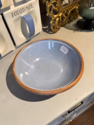 Liten keramikskål