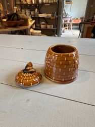 Liten honungsskål med lock