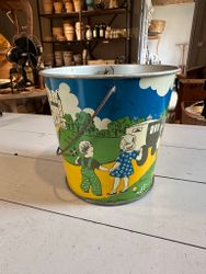 Liten hink med dekor