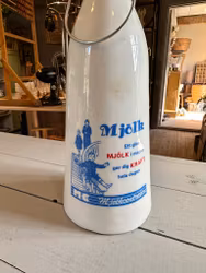 Mjölkflaska porslin