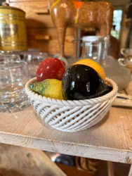 Fruktskål i porslin