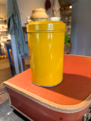 Plåtburk gul