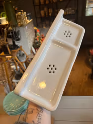 Dubbelt tvålfat i porslin (speciell frakt)