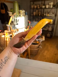 Kniv för banan i bananform