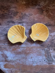 Fat snäckformat Bo Fajans (säljes styckvis)