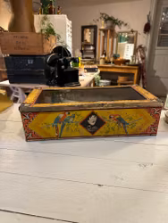 Stor plåtburk Coralli med glas i locket (endast avhämtning)