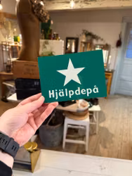 Skylt metall ”hjälpdepå”