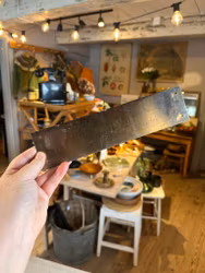 Skylt mottagning, pekar höger