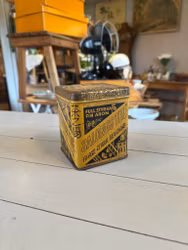 Plåtburk Salongs The