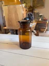 Medicinflaska/burk