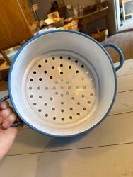 Durkslag emaljerat blå