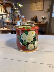 Plåtburk blommor