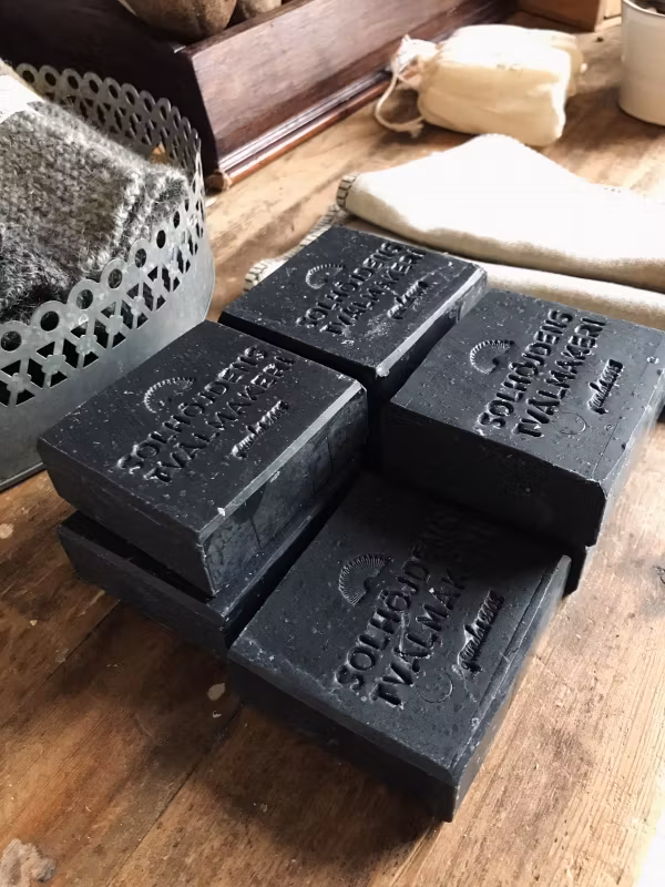 Koltvål från solhöjdens tvålmakeri