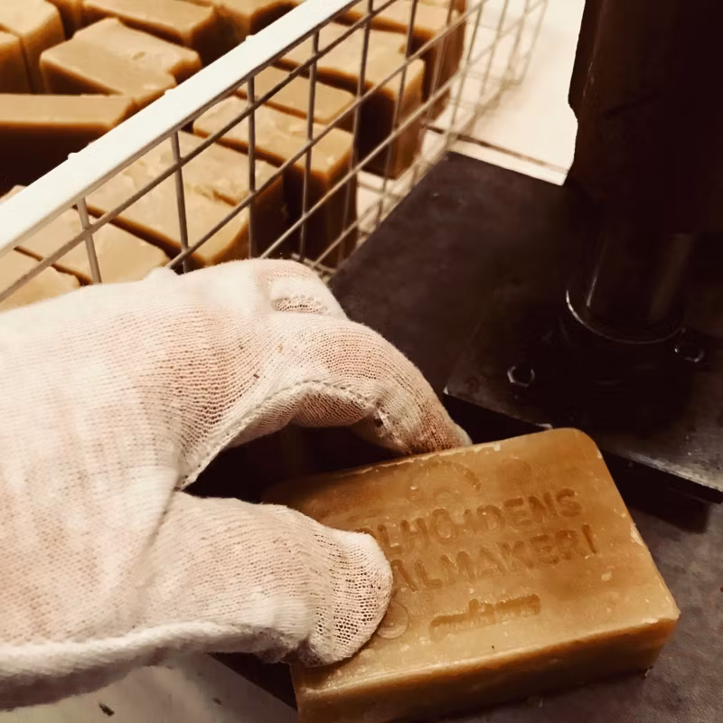 Fuktgivande tvål från Solhöjdens Tvålmakeri