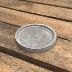 Runt litet cementfat