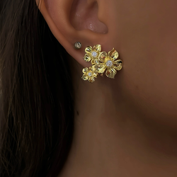 LA FLEUR ICONIC STUDS