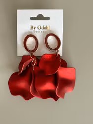 Leia bladörhänge röd