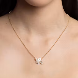 Claire necklace creme