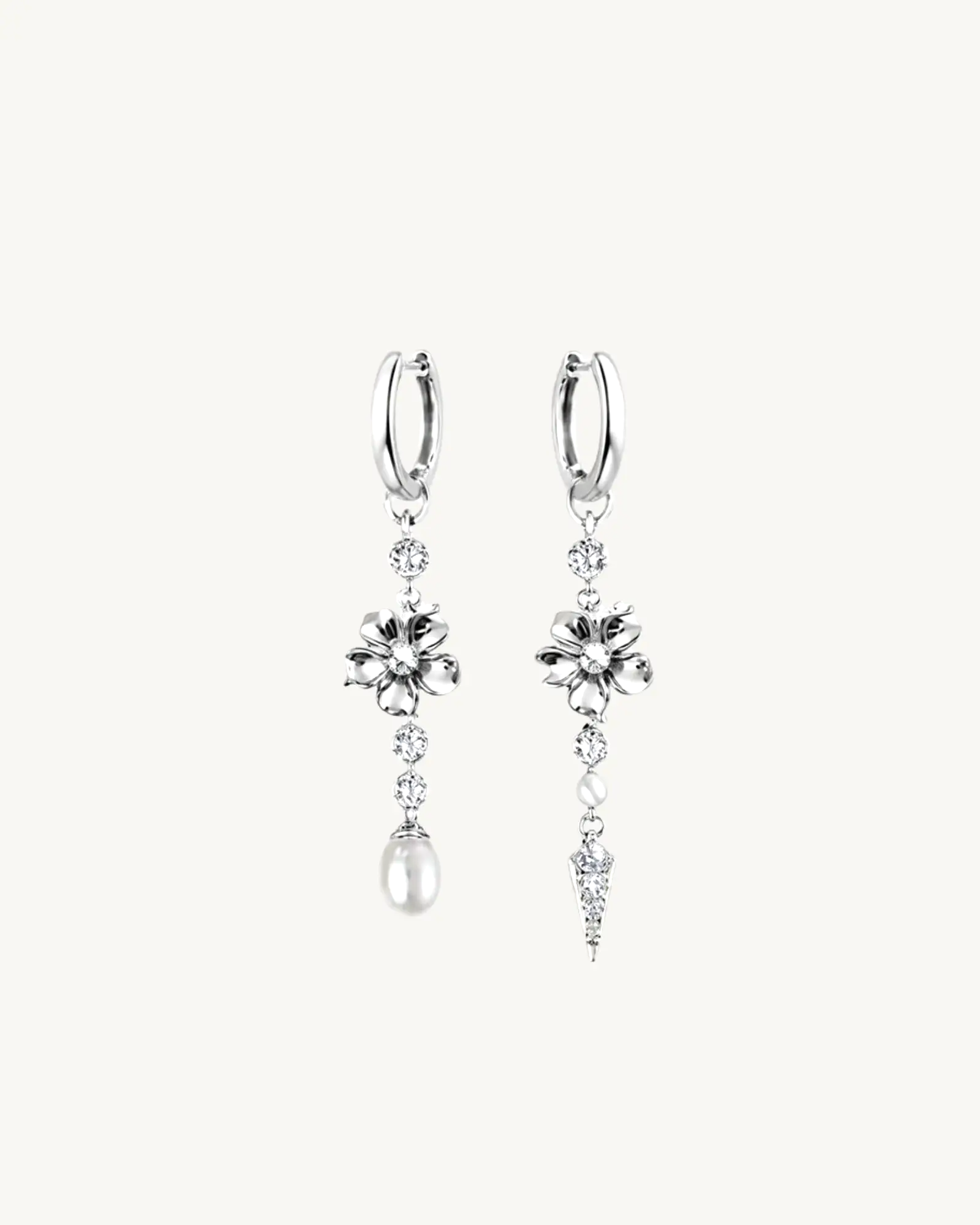 LA FLEUR CHIC HOOP ÖRHÄNGEN