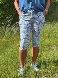 Josefin112 capribyxor blommig