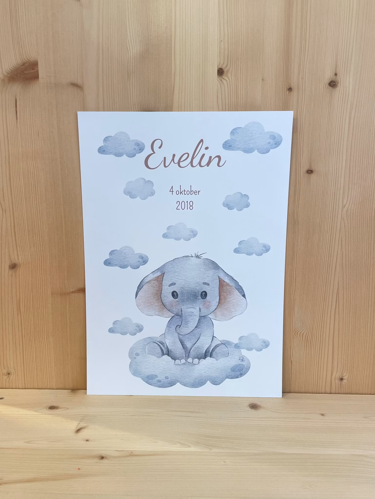 Namntavla - Elefant på moln