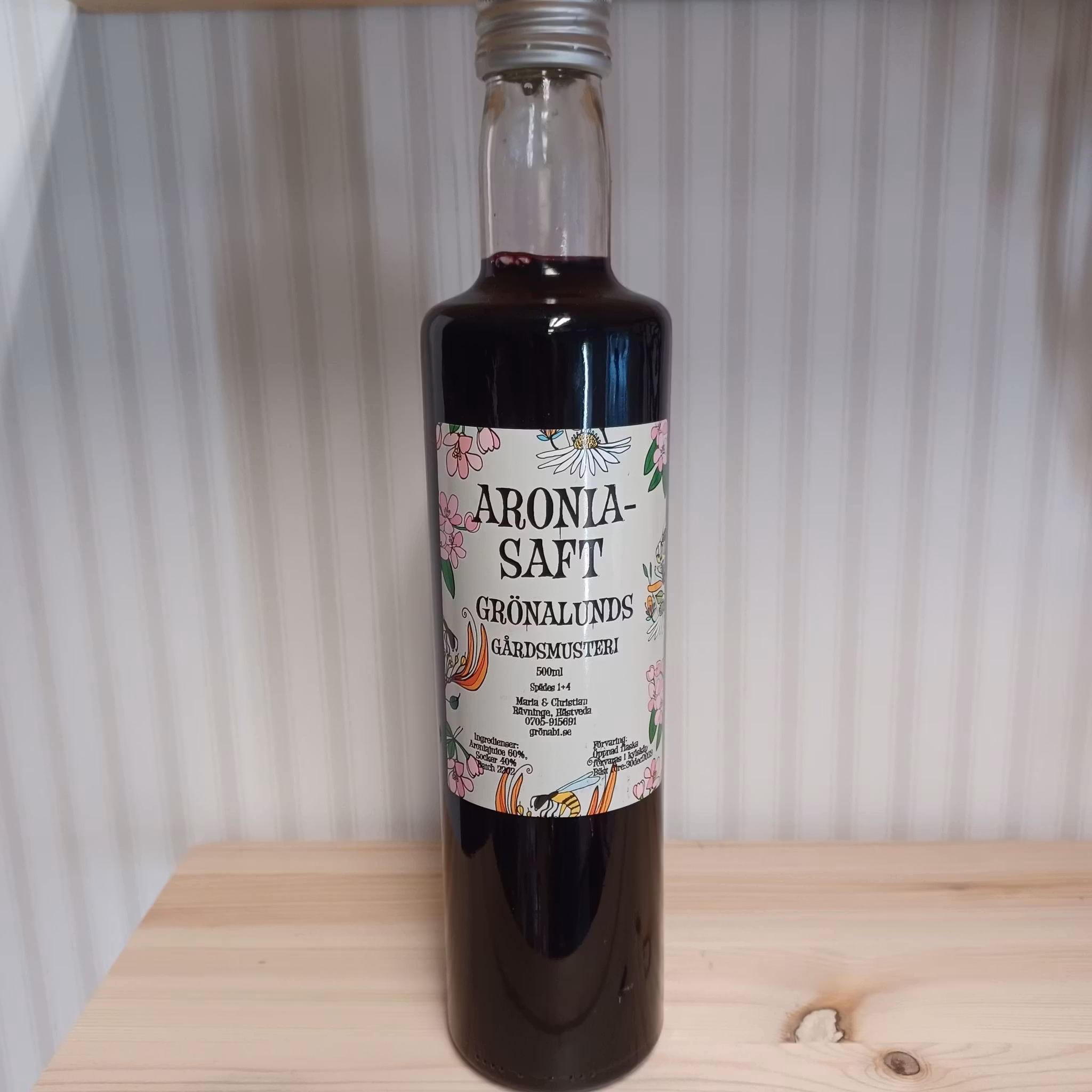 Aroniasaft 500ml, Grönalunds Gårdsmusteri KORT DATUM