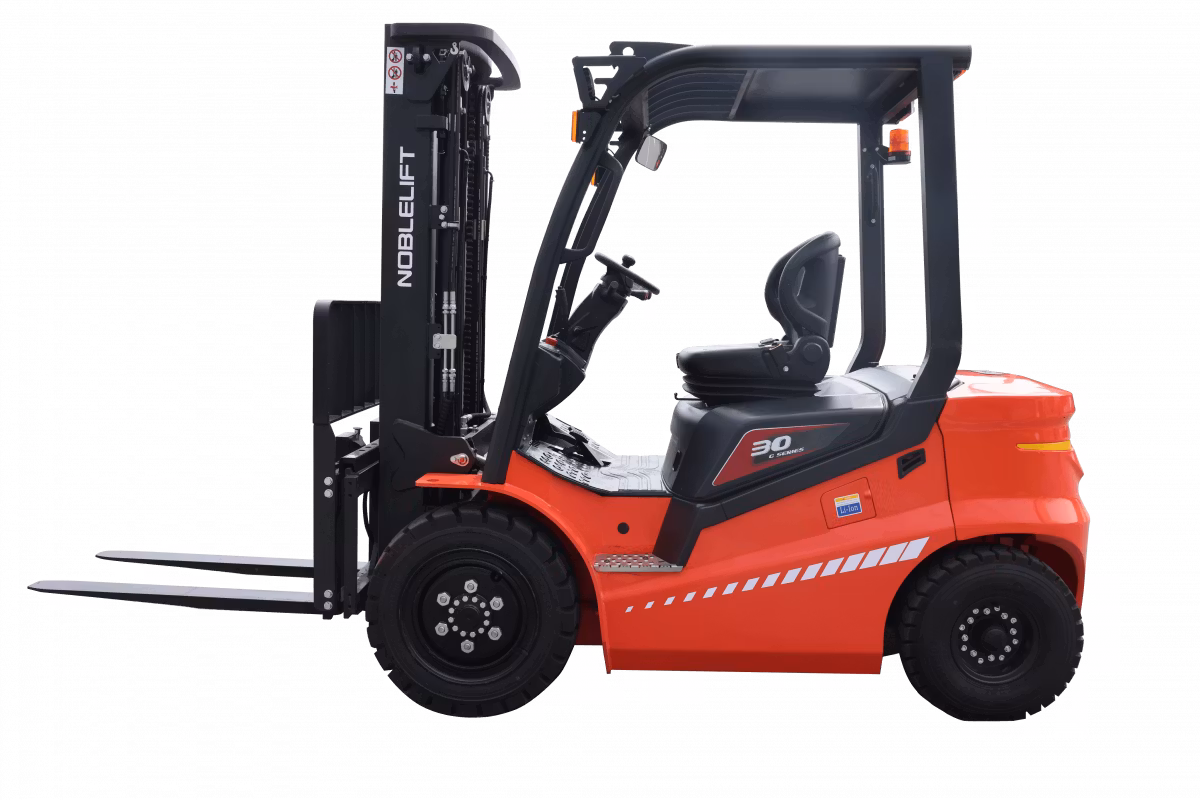 FE4P35Q 3,5 ton 4-hjul, Lithium 80V/300Ah +100A charger