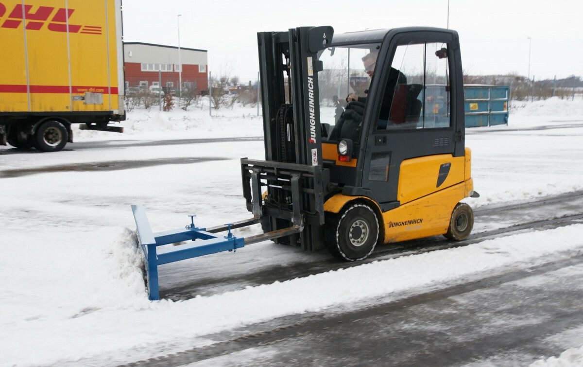 SPF 18, Fast Snöplog br. 1800 mm