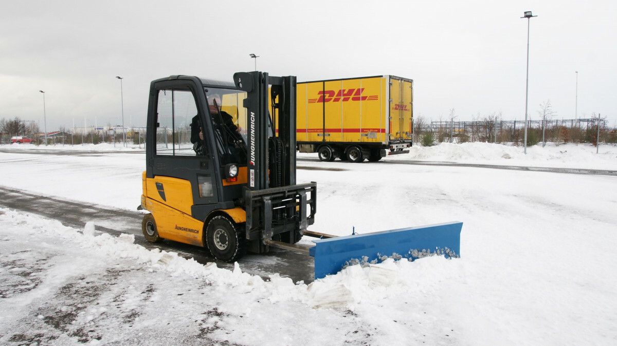 SPF 18, Fast Snöplog br. 1800 mm
