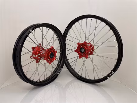 Hjulset M2R SVART RÖD MX  21/19 HONDA CRF 250/450 2014-2025