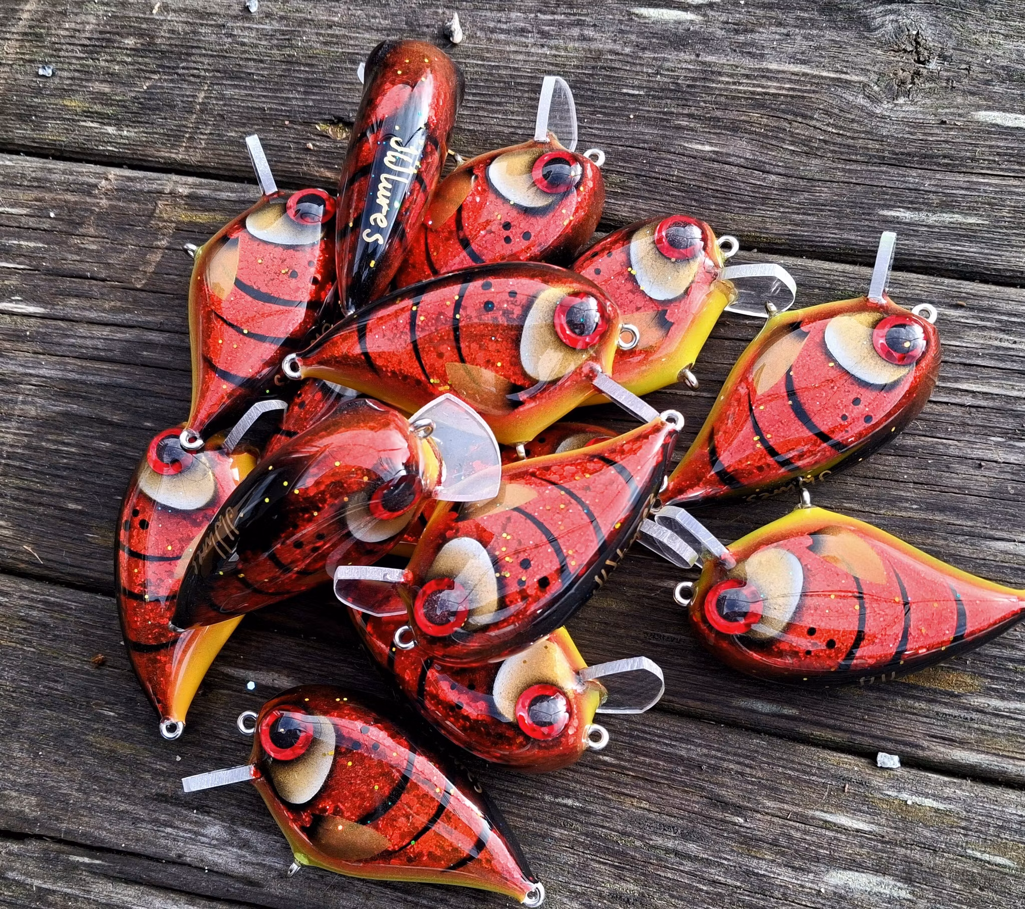 Bassmaster crank 'RedGlitter Motoroil hot crawfish'