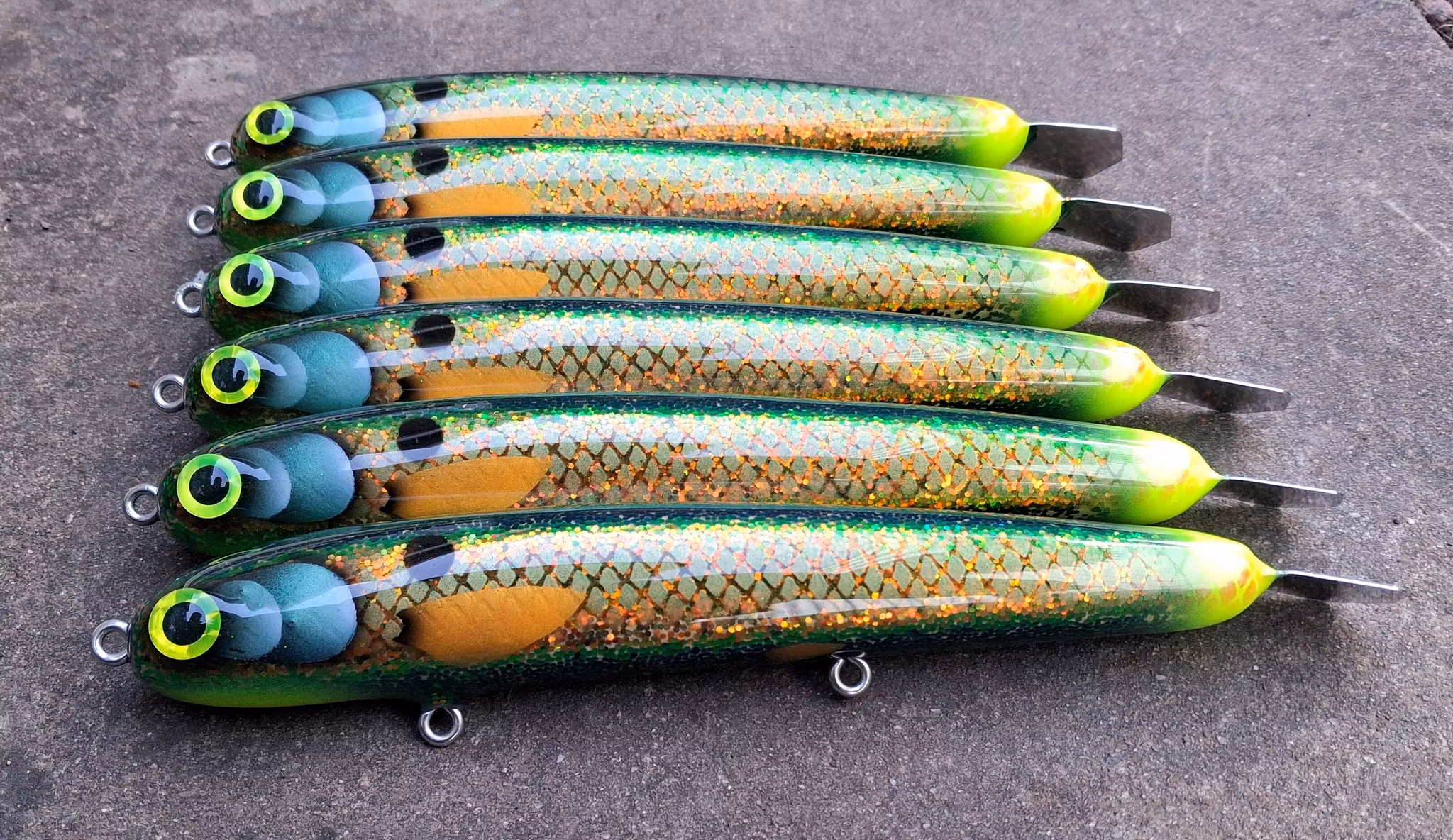 GatorElevator Dive&Rise 'Motoroil HotButt'