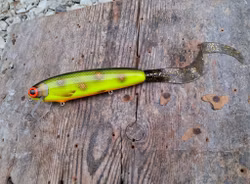 Twitchtail crank  Hotspottedbullhead