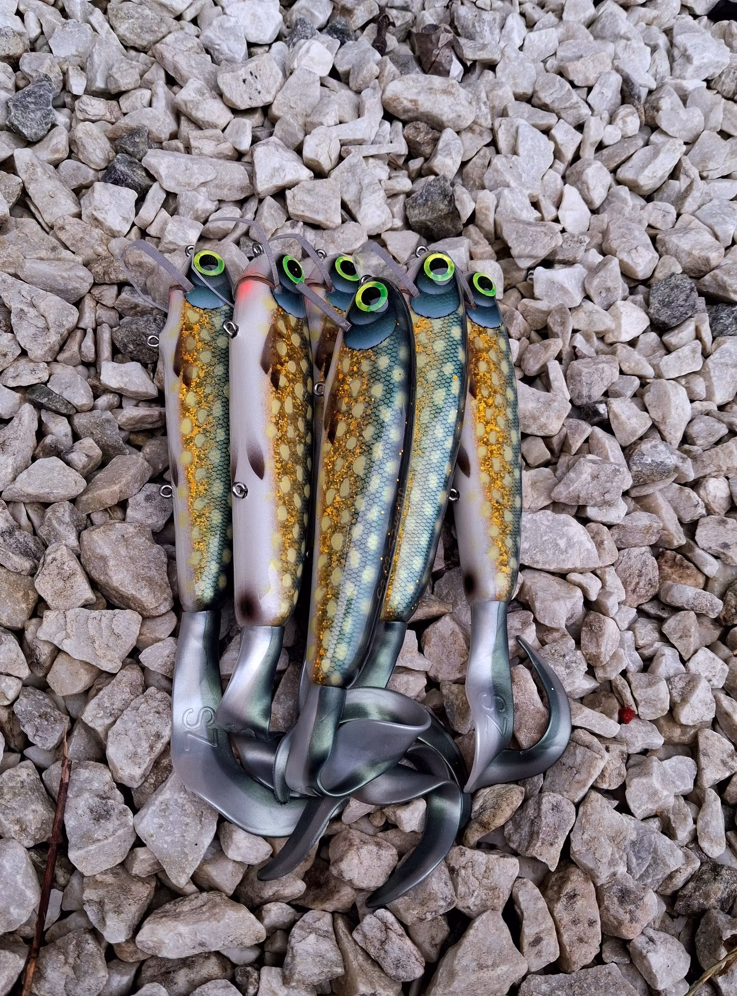 Twitchtail crank 'Goldenholographic pike'