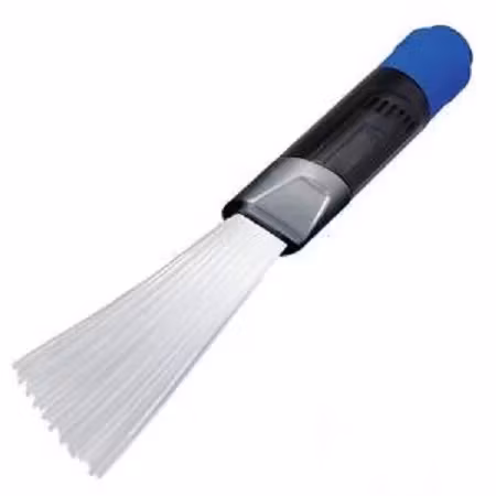 Effektivt sätt rengöra små föremål Dust Pro Brush.