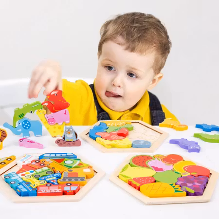 Köp färgglatt Montessori pussel i trä