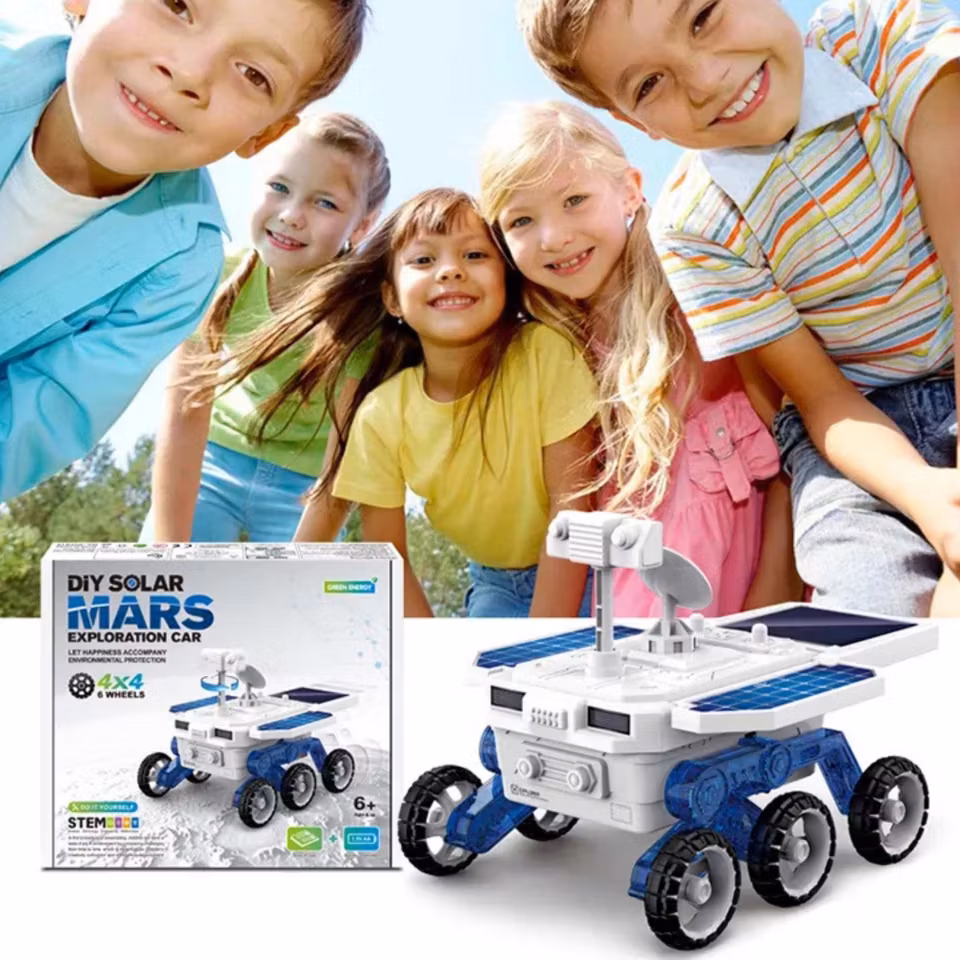Solcellsdrivet terrängfordon byggsats för barn – 6-hjulig leksaksbil med solpanel och batteridrift, lärorik STEM-leksak från 8 år.