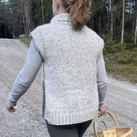 Stickad väst