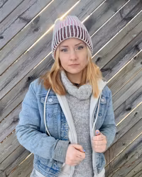 Stickad mössa i helpatent & flera färger