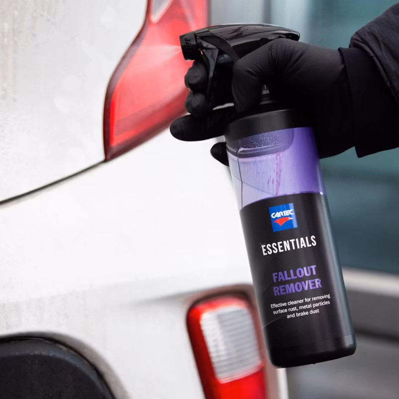 Flygrostborttagare - Cartec Fallout Remover applicering