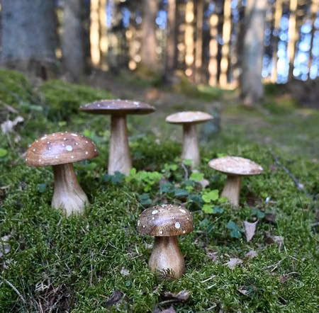 Fluesopp natur H 11cm, i resirkulert tre