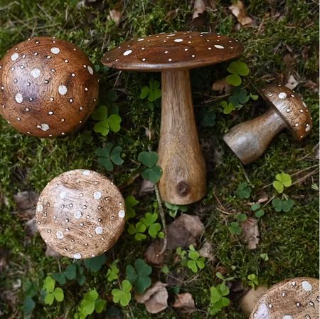 Fluesopp natur H 11cm, i resirkulert tre