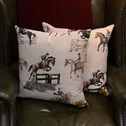 H & H Cushion cover - Jumping