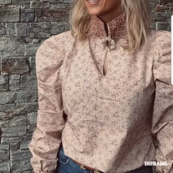 Nordlysblusen rosa med blomster