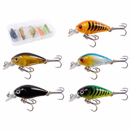 Set med 5 wobblers för fiske