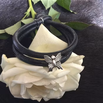 Carolina Gynning Butterfly armband
