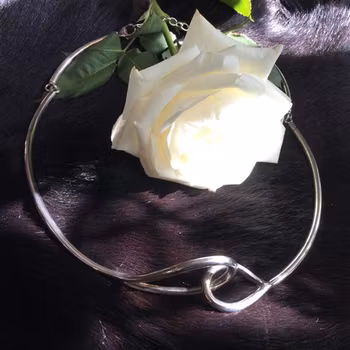 Carolina Gynning Mira halsband kraftig